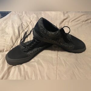Vans Old Skool Skull Tapestry Raven & Black Skate Shoes Womens size 8.5